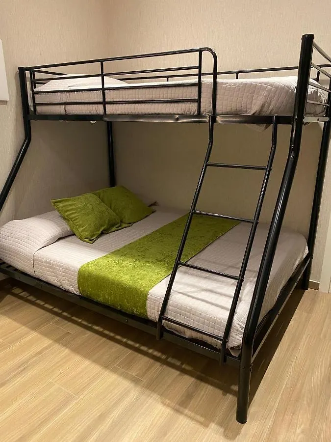 Th Luxury Central Κατάνια Πανσιόν